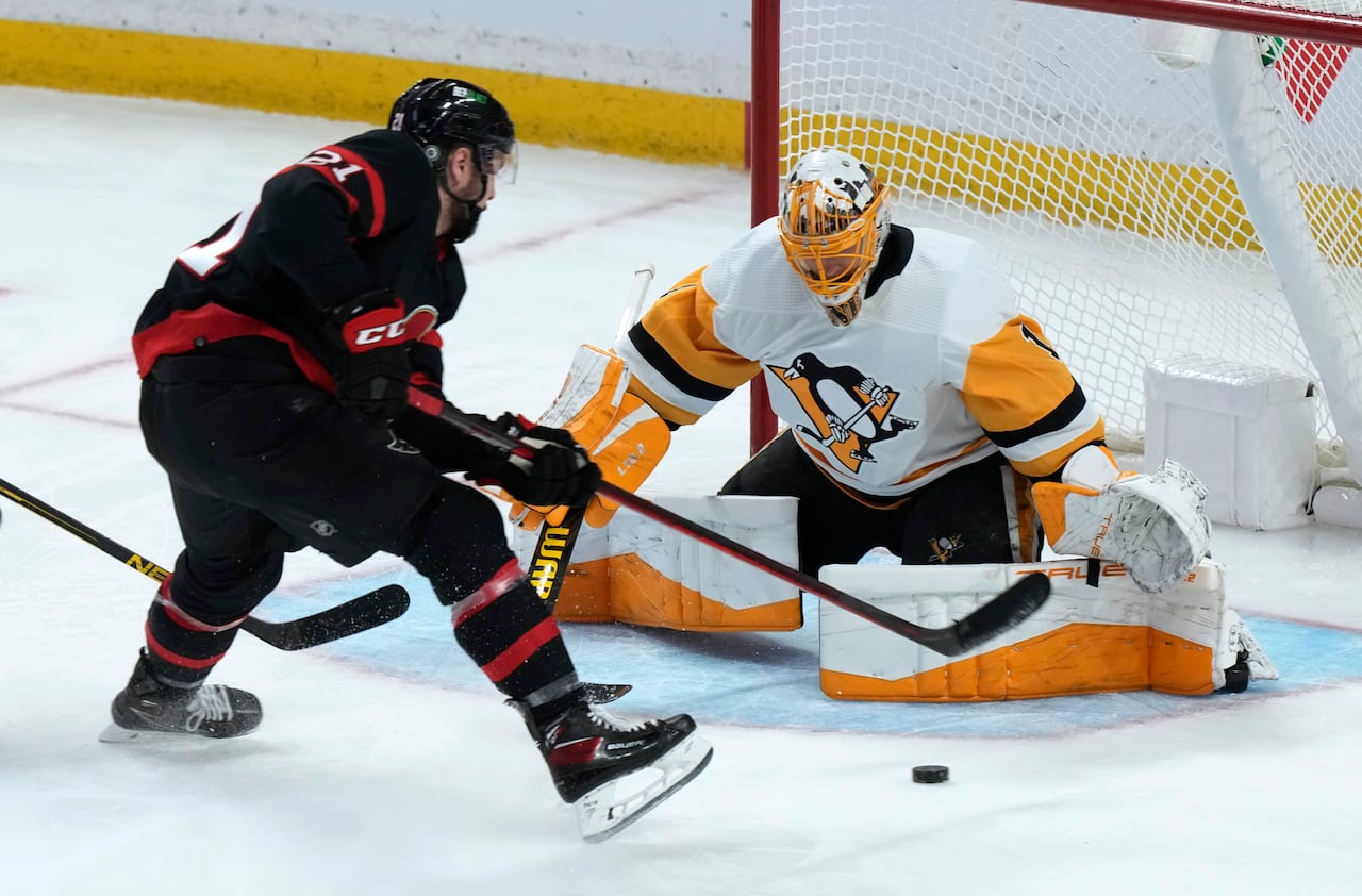 Desmith records shutout to help penguins beat senators sports
