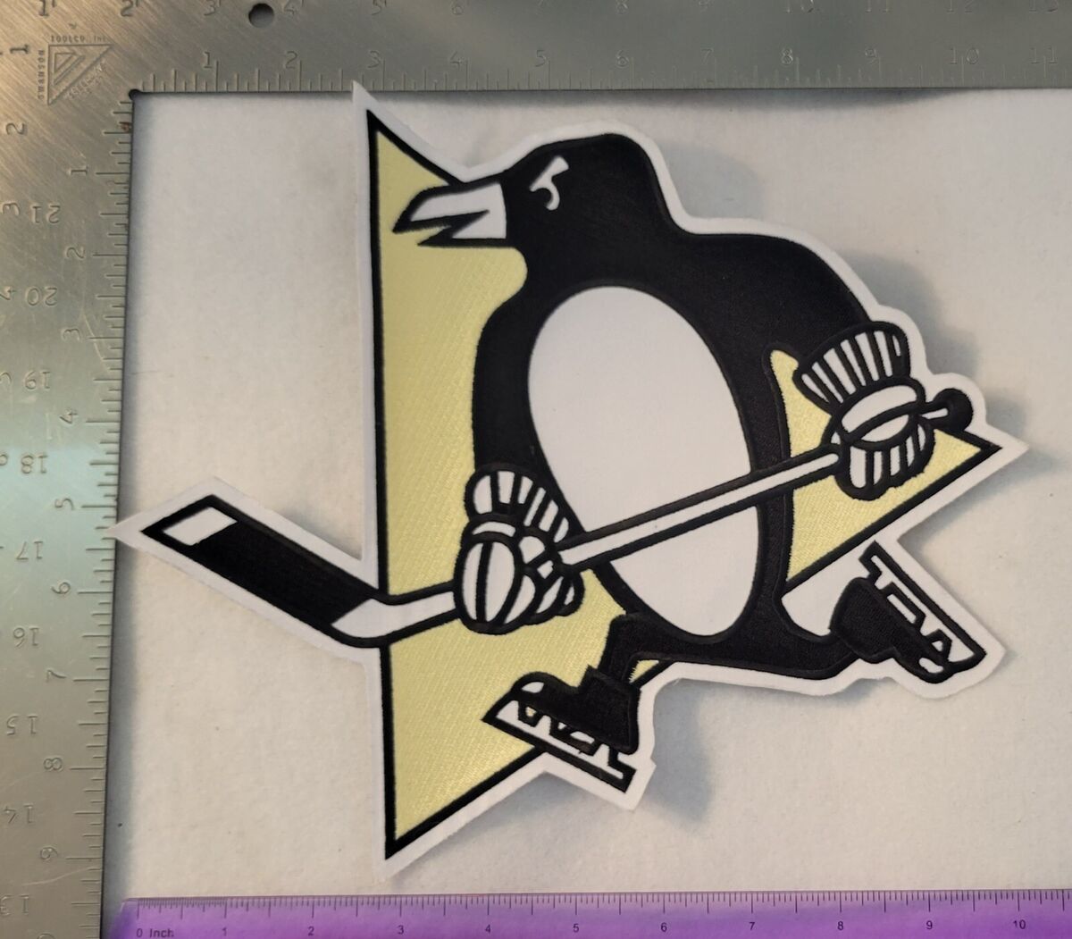 Pittsburgh penguins vintage nhl hockey jersey crest throwback inch patch