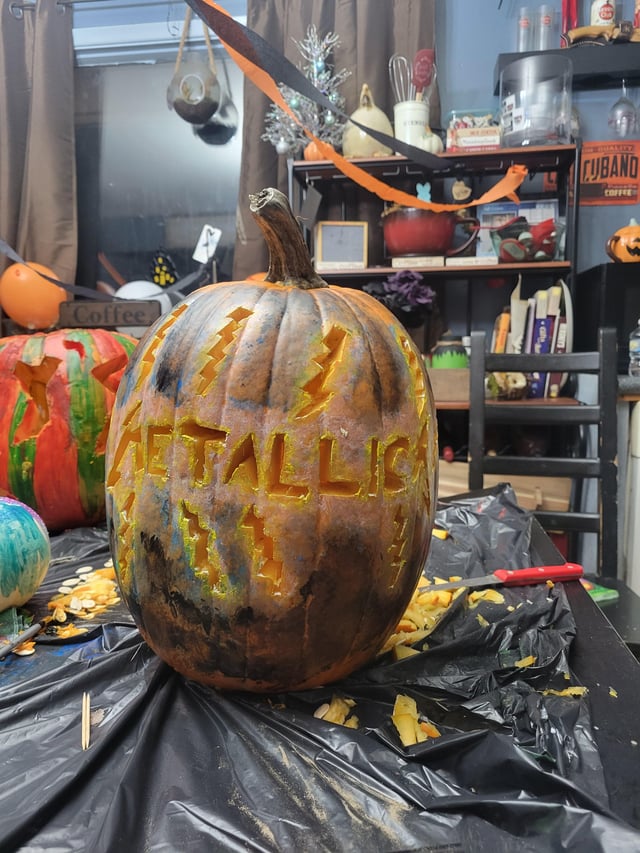 Doing some pumpkin carving with the family what do you guys all think rmetallica