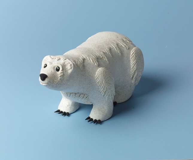Prowling polar bear