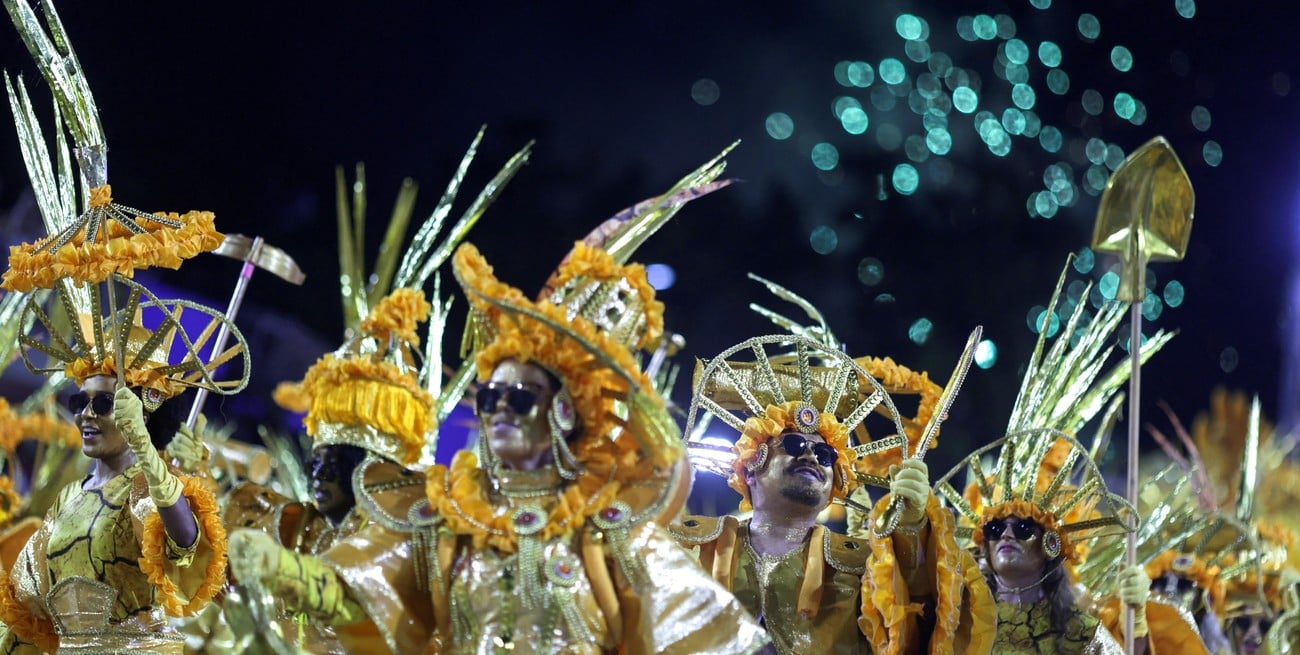 Las mejores imãgenes del carnaval brasileão