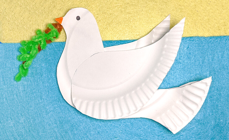 Peaceful paper plate dove
