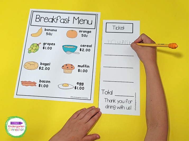 Restaurant dramatic play activity and free printables