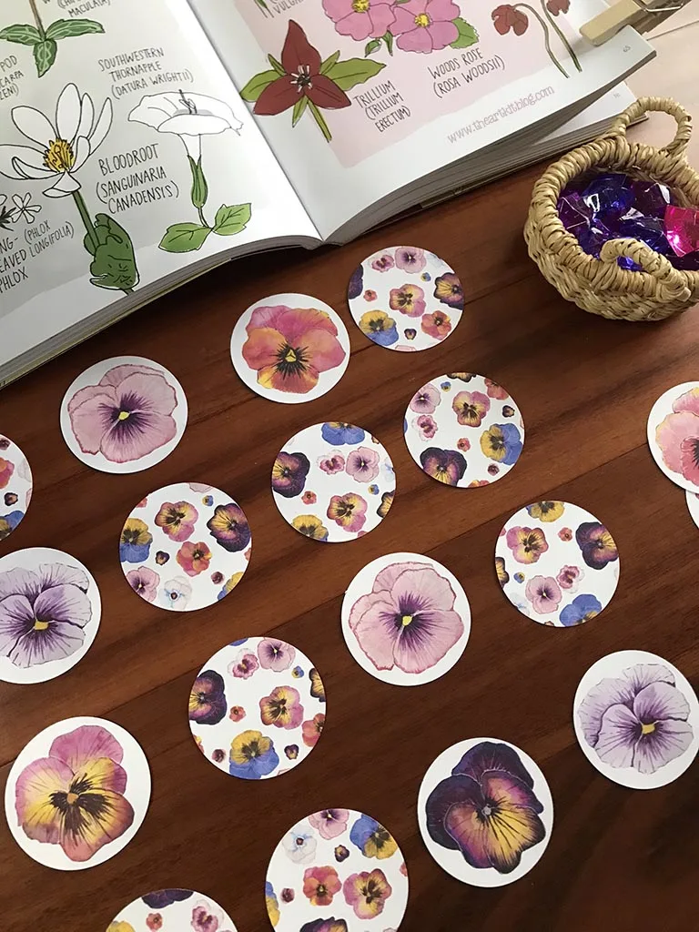 Pansy flower matching game free printable â the art kit