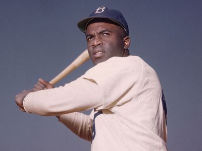 Jackie robinson biography statistics number facts legacy