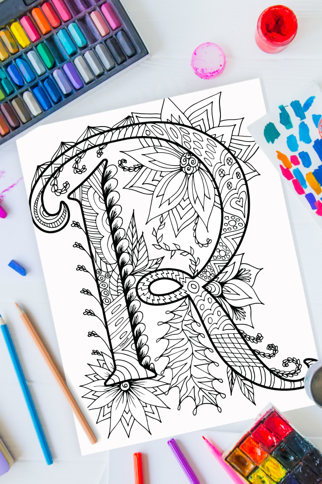 Zentangle letter r design