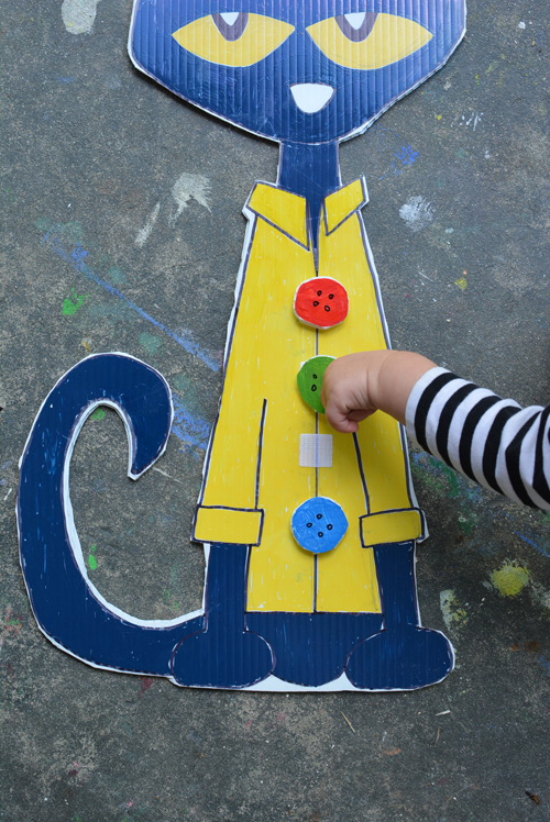 Make pete the cat and his four groovy buttons