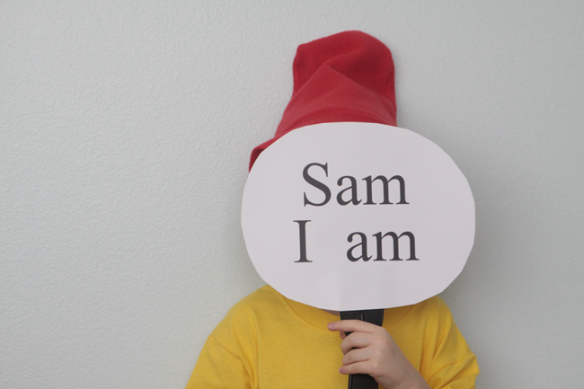 Easy diy green eggs and ham costumes for dr suess day