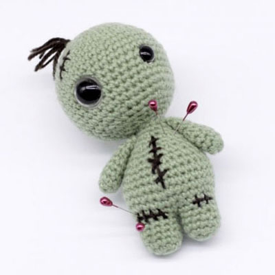Owie the amigurumi voodoo doll free crochet pattern