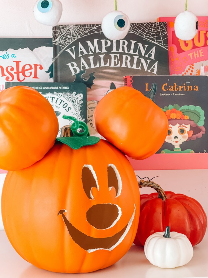 How to make a mickey mouse pumpkin