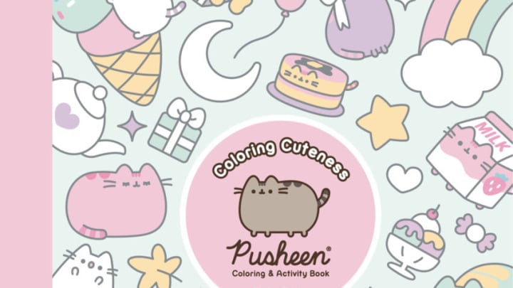 Coloring cuteness is a must this christmas for pusheen fans