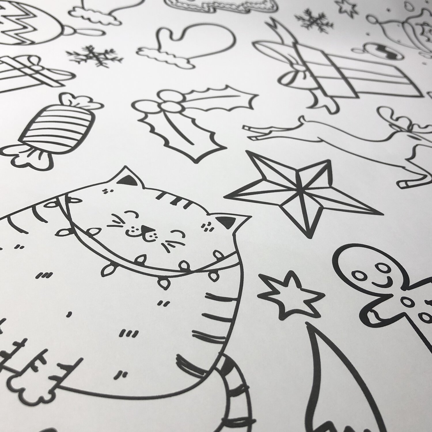 Table length giant colouring sheet christmas edition â hallmarked design