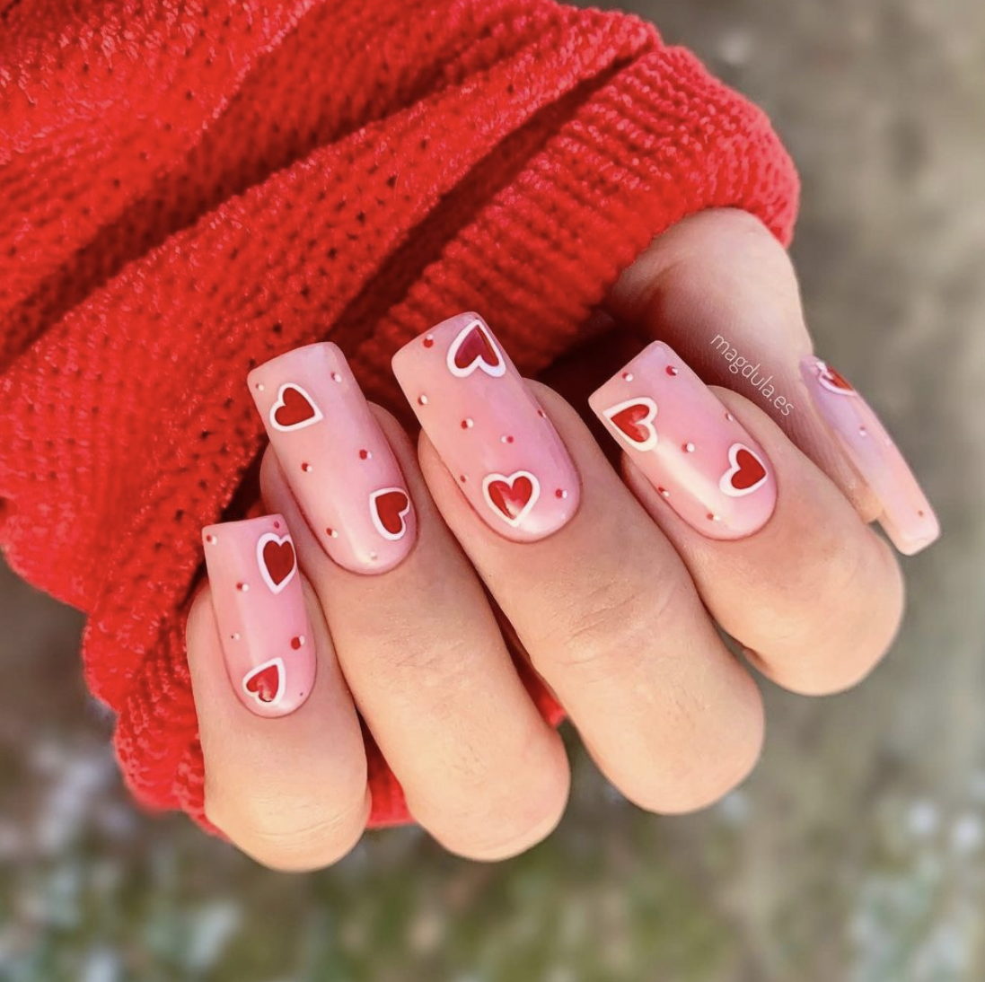 La manicura mãs bonita para decorar tus uãas en san valentãn