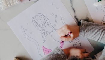 Nativity scene free printable colouring sheet for kids