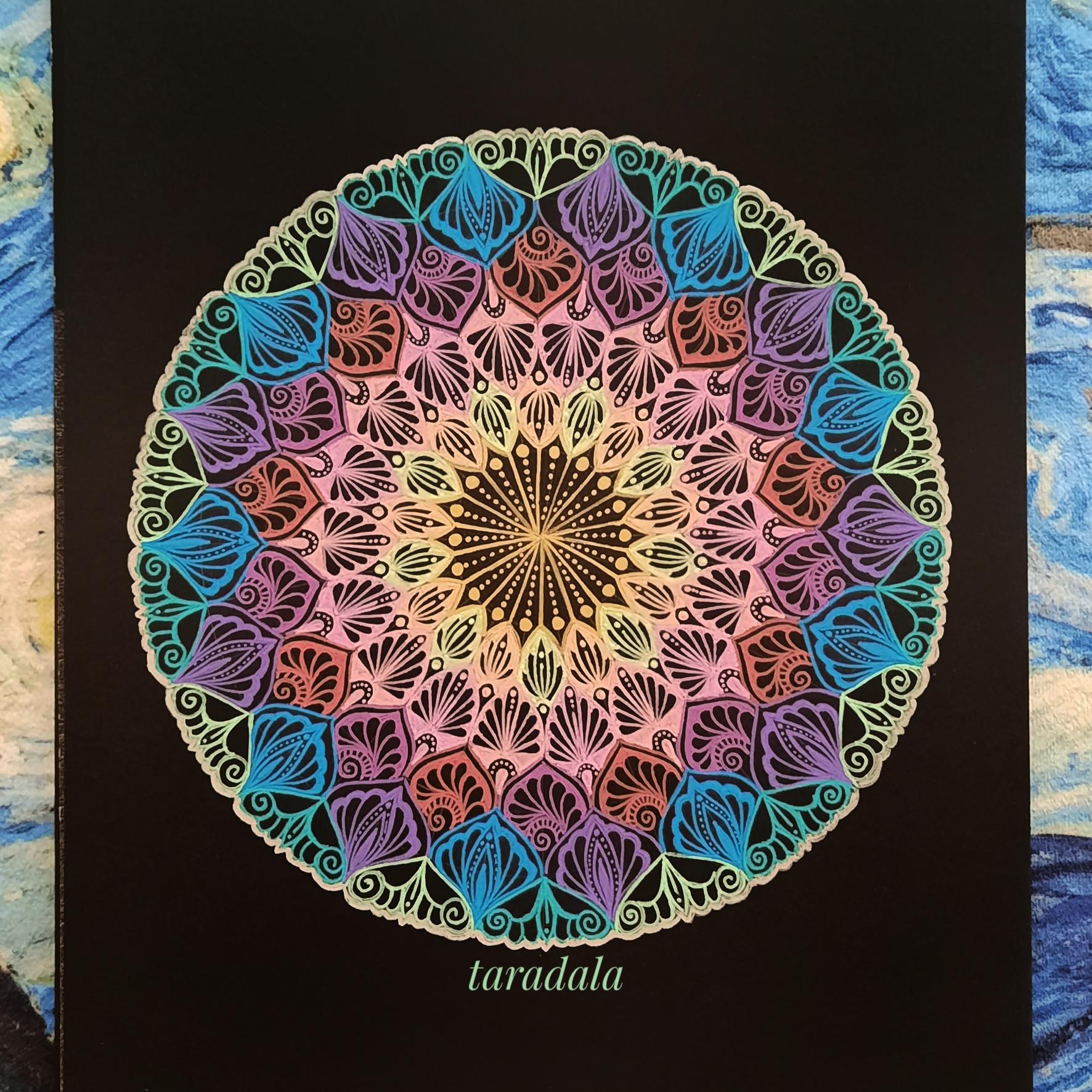Rainbow mandala with gelly roll pens ð rrainboweverything