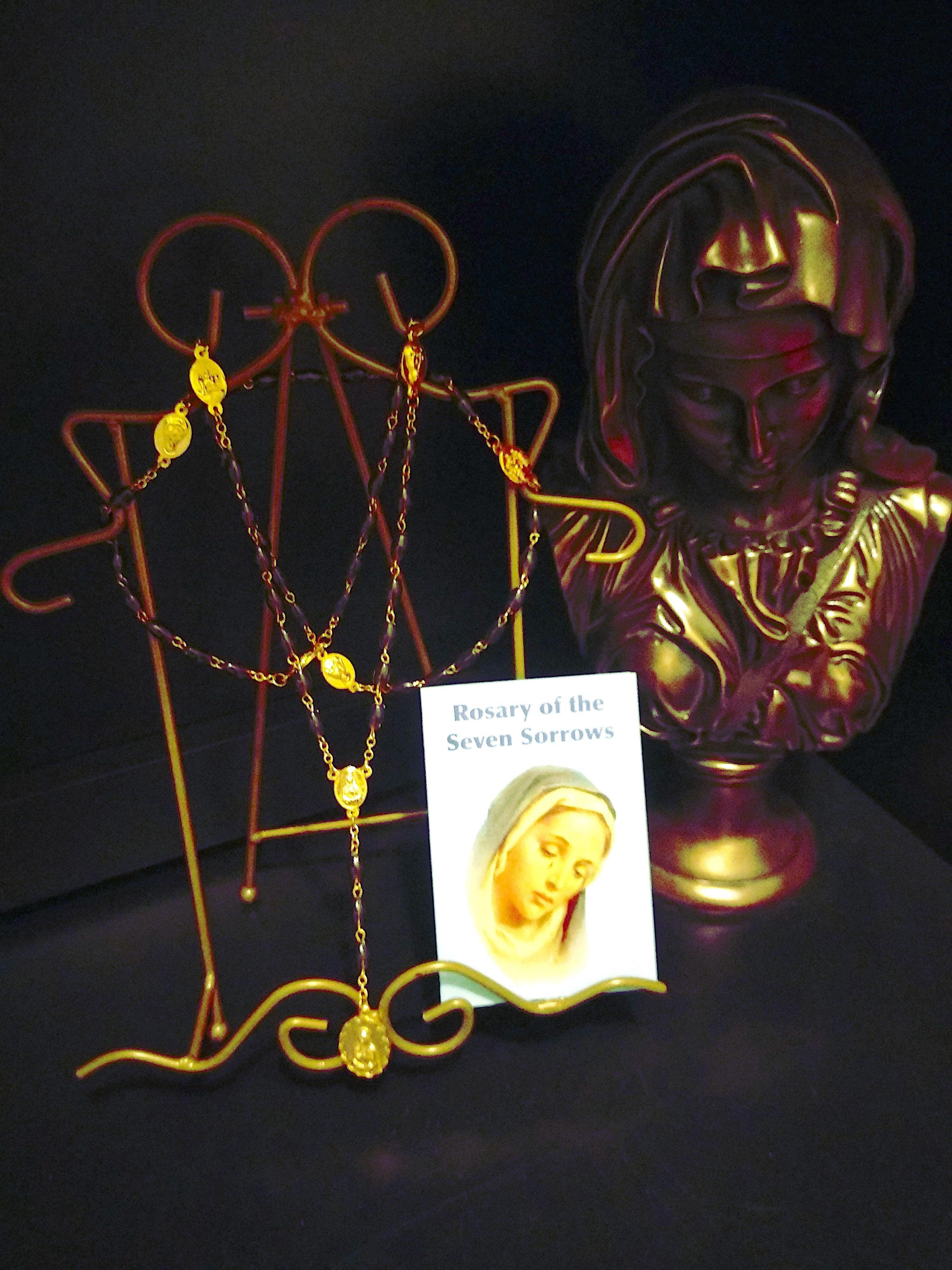 Rosary of the seven sorrows â marian devotional movement