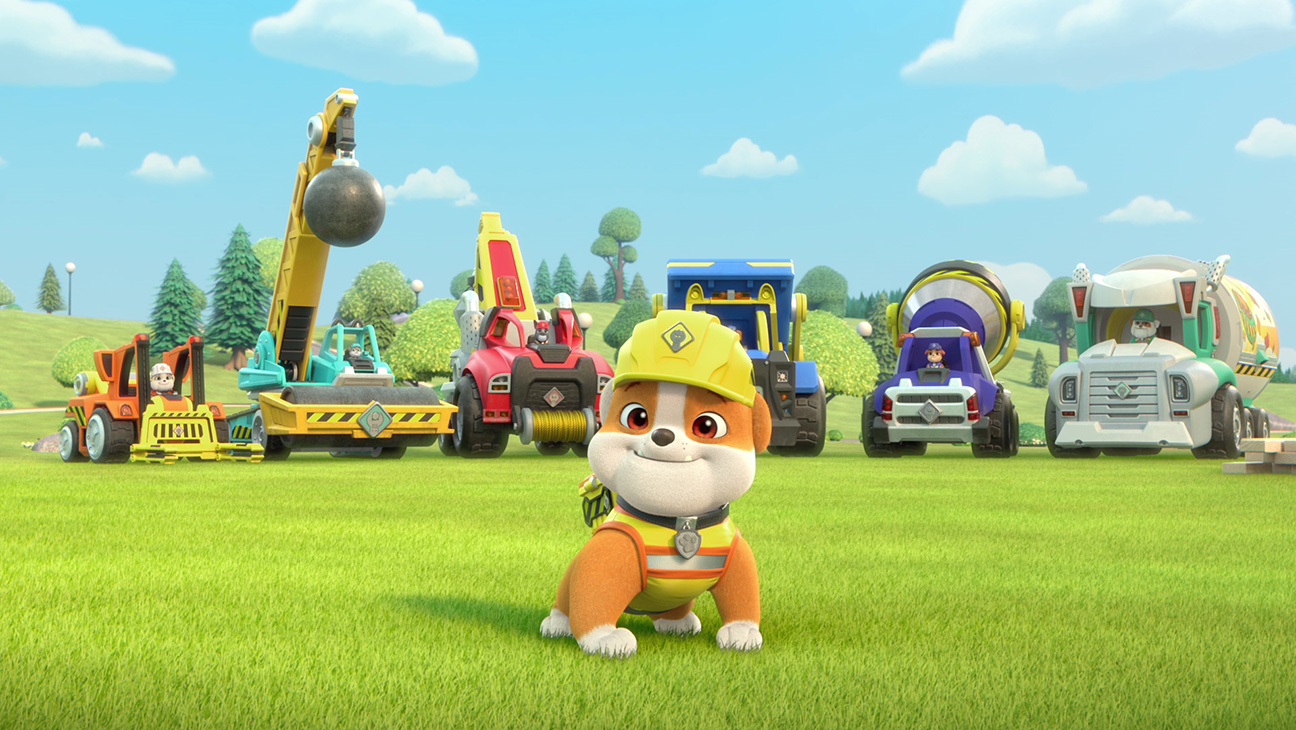 Paw patrol team on year anniversary and rubble crew spin