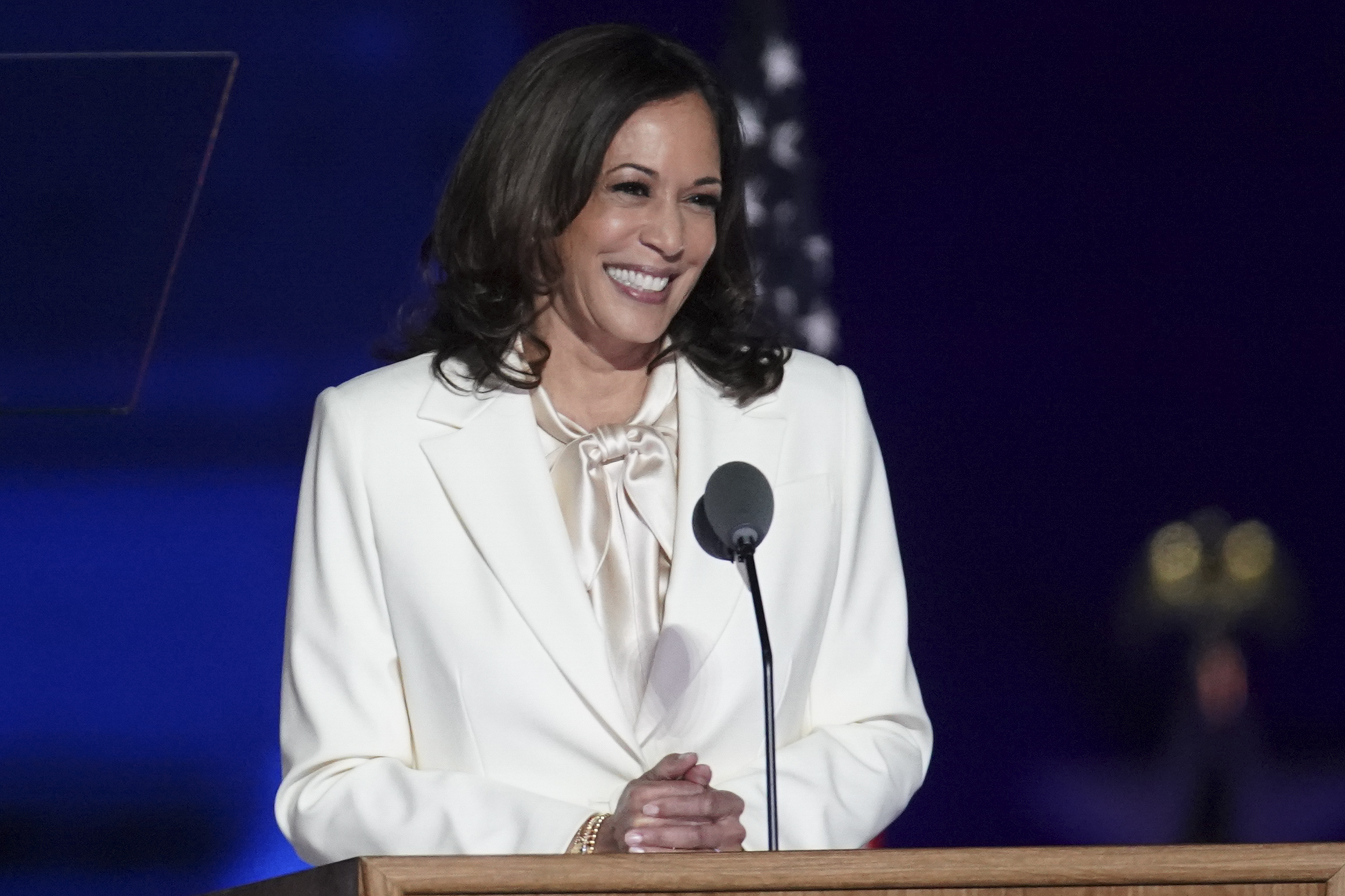 The story behind that viral illustration of kamala harris and ruby bridges â nbc connecticut