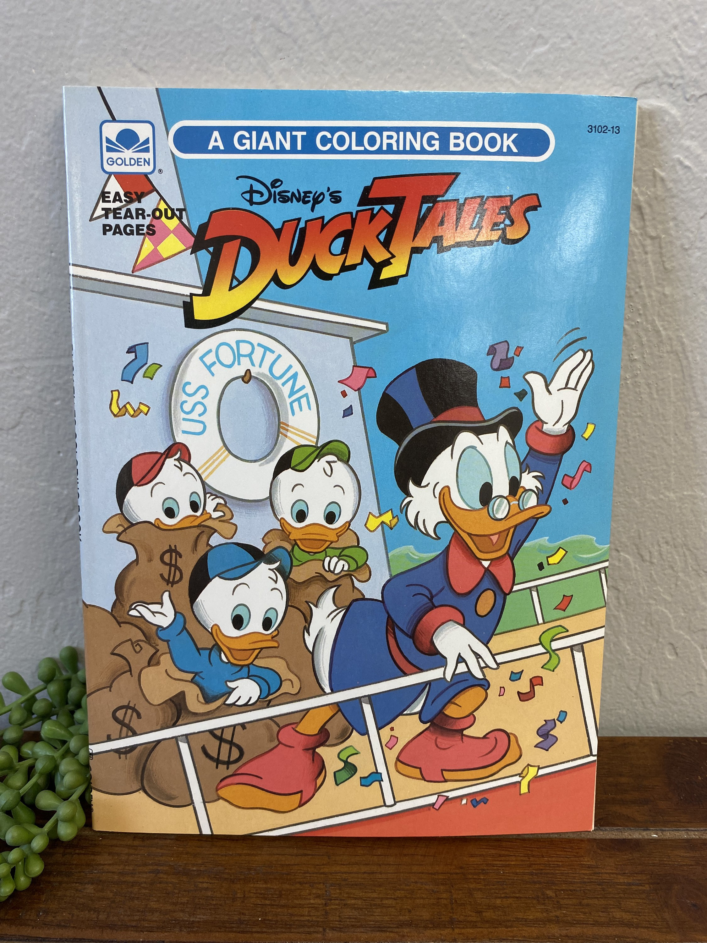 Mint condition disney ducktales golden giant coloring book vintage