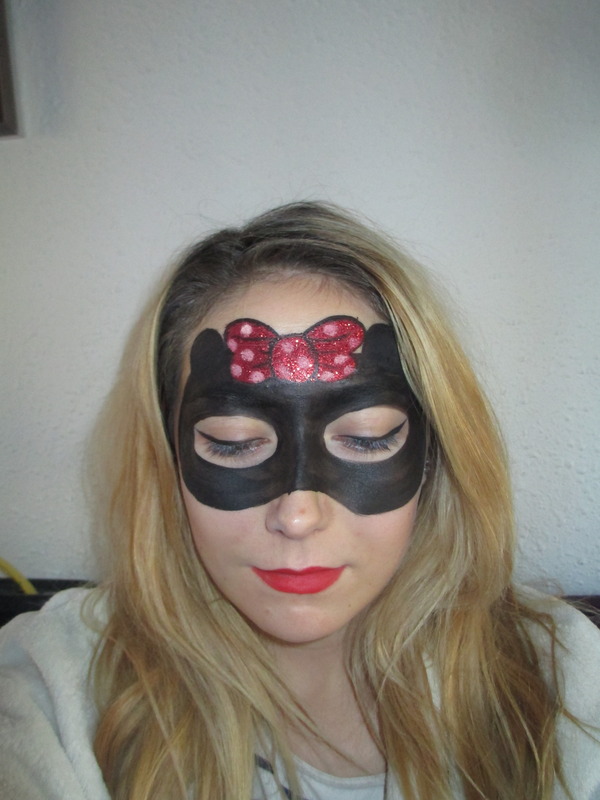 Minnie mouse face painting holly ns photo