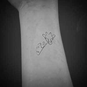 Giraffe tattoo designs inku paw