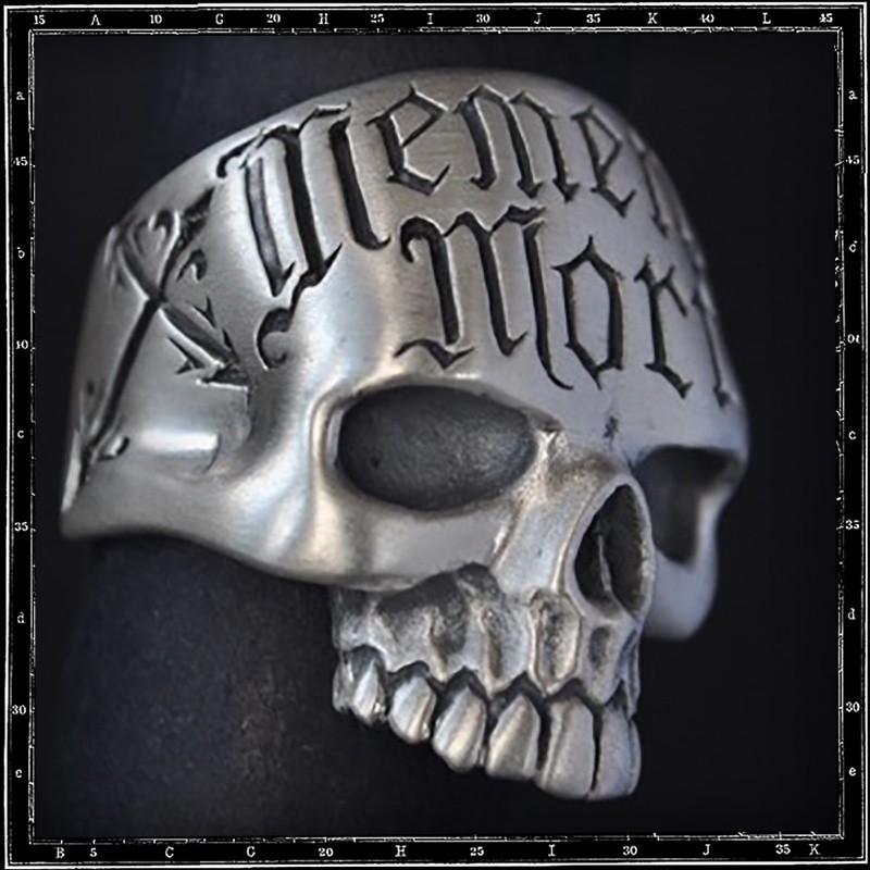Memento mori skull silver ring