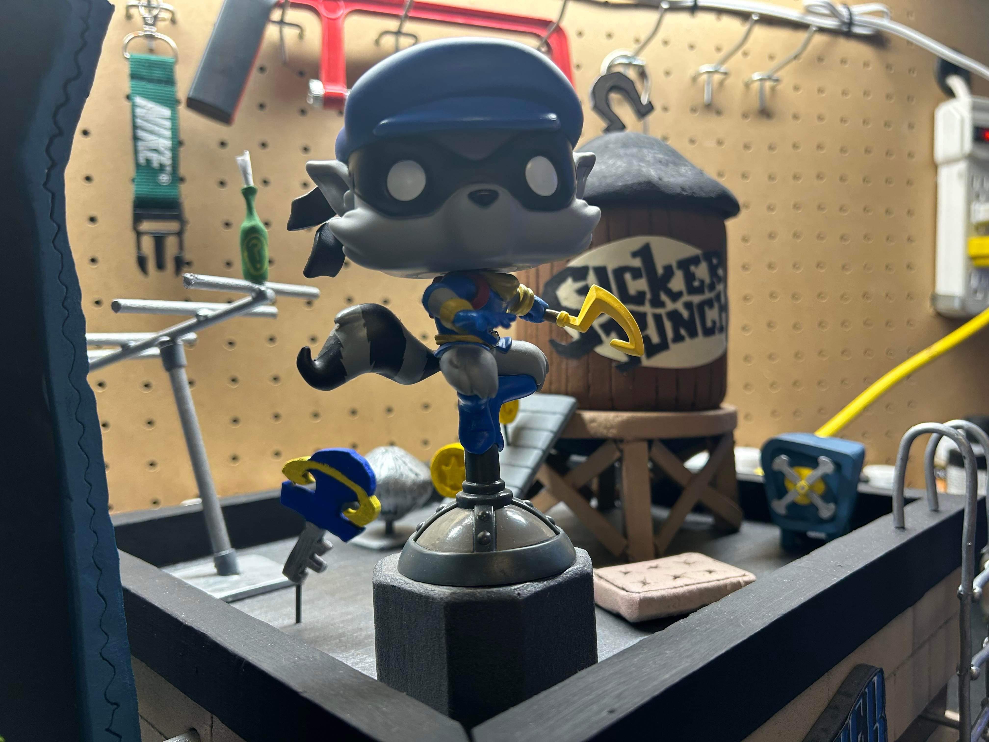 Sly cooper paris rooftop funko diorama rslycooper