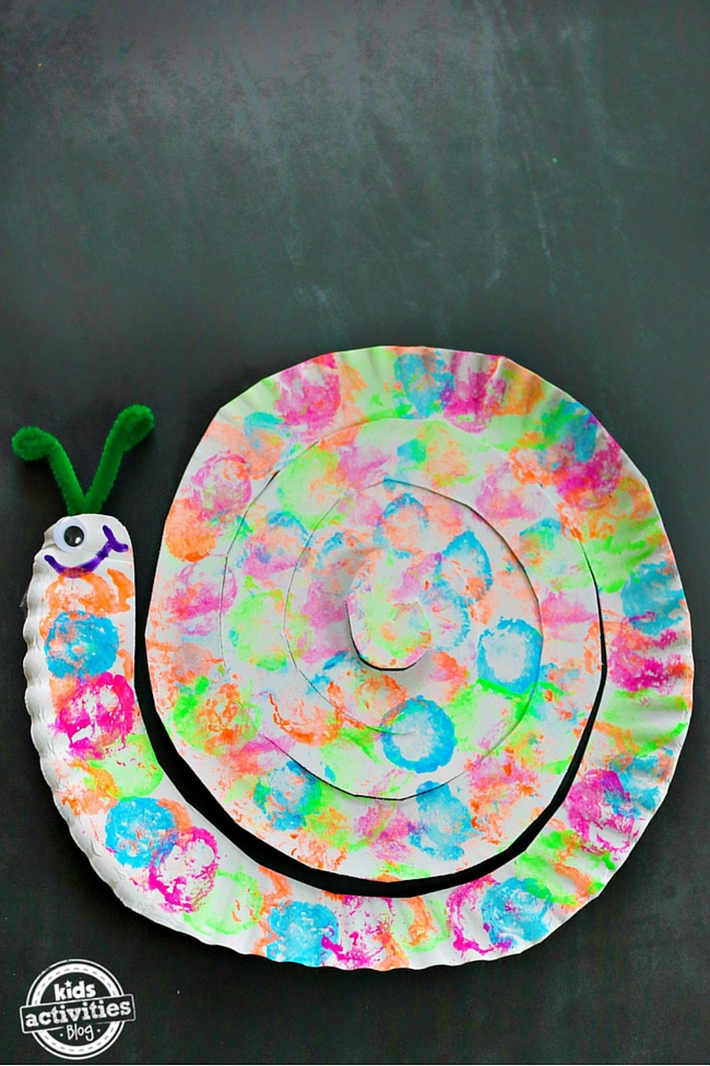 Easy paper plate snail craft painted with cotton balls kids activities blog