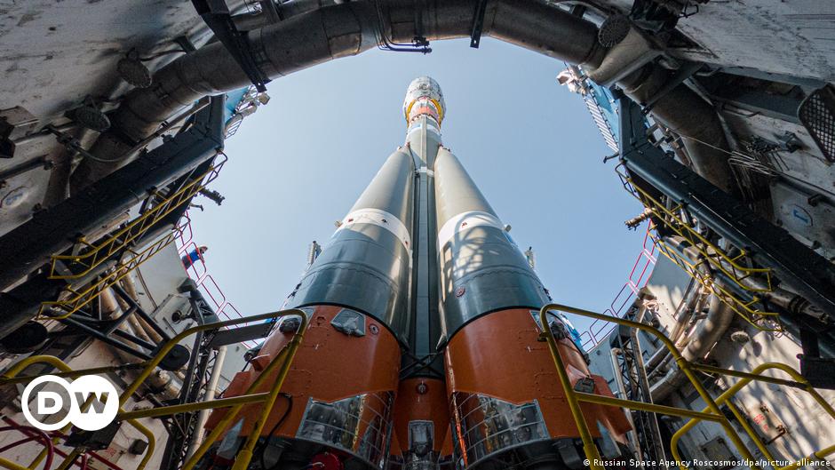 Uk satellites hitch a ride on a russian rocket â â