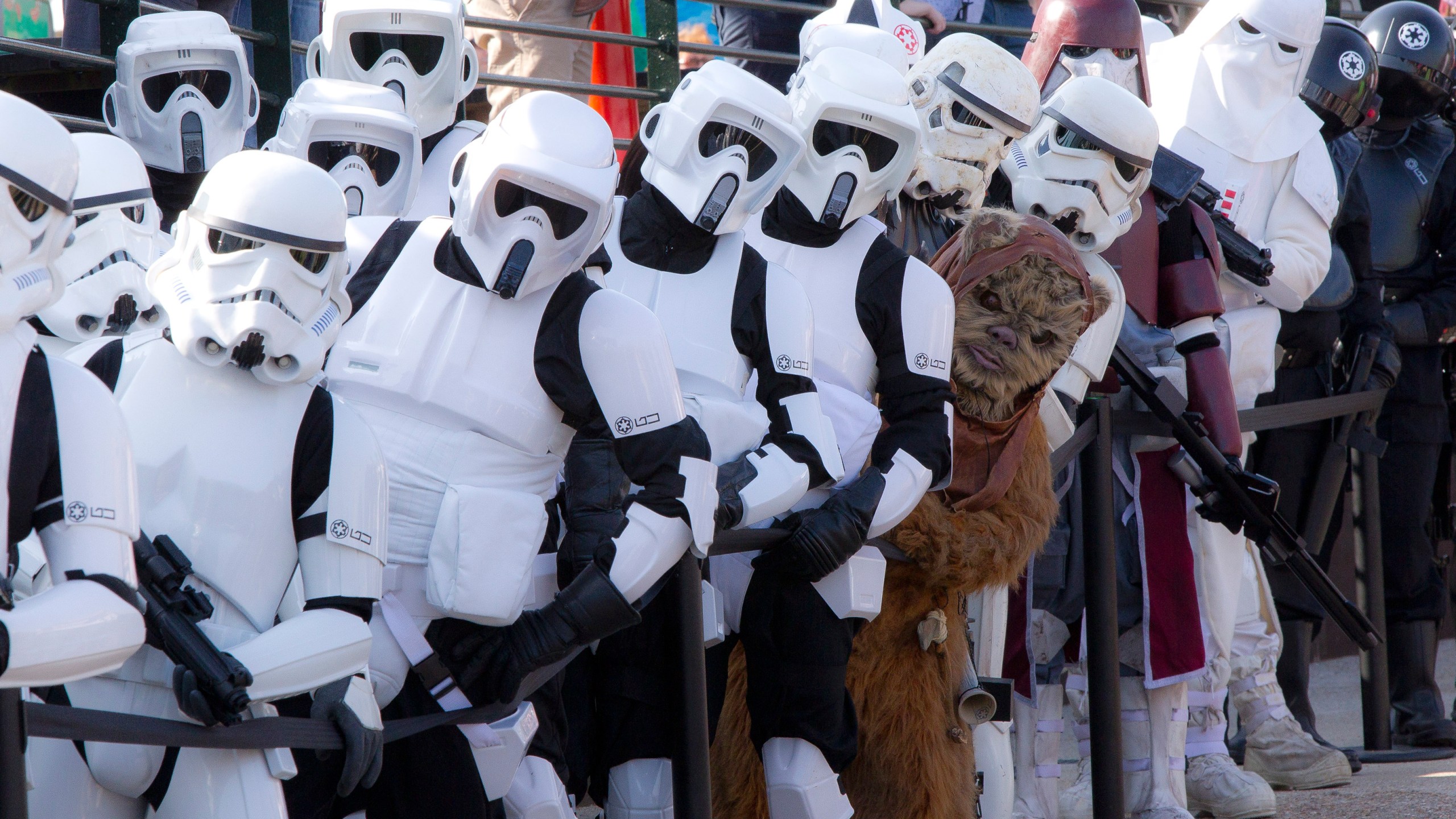 Star wars actor paul grant dead at reports