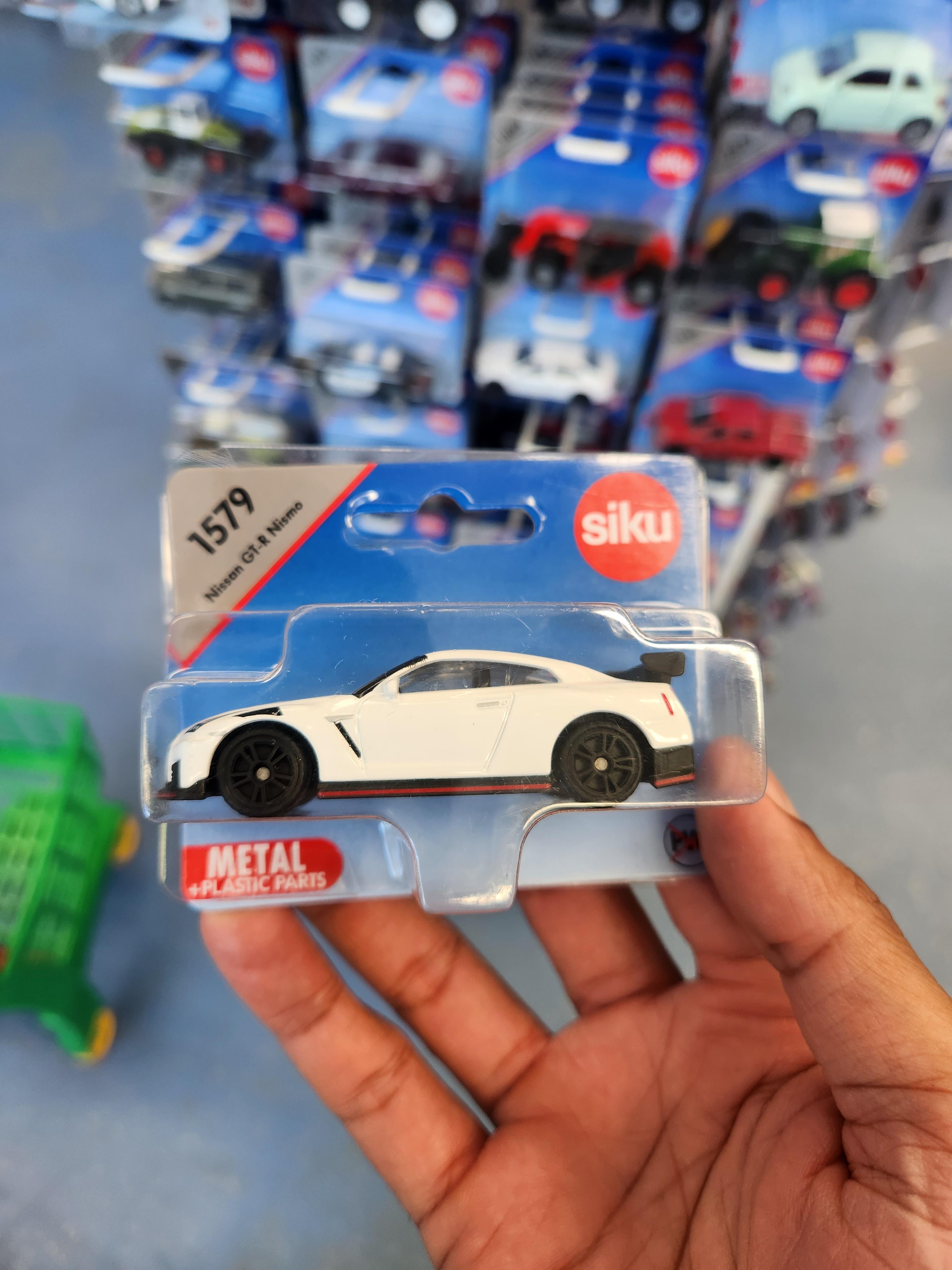 Why are siku cars not so popular rhotwheels