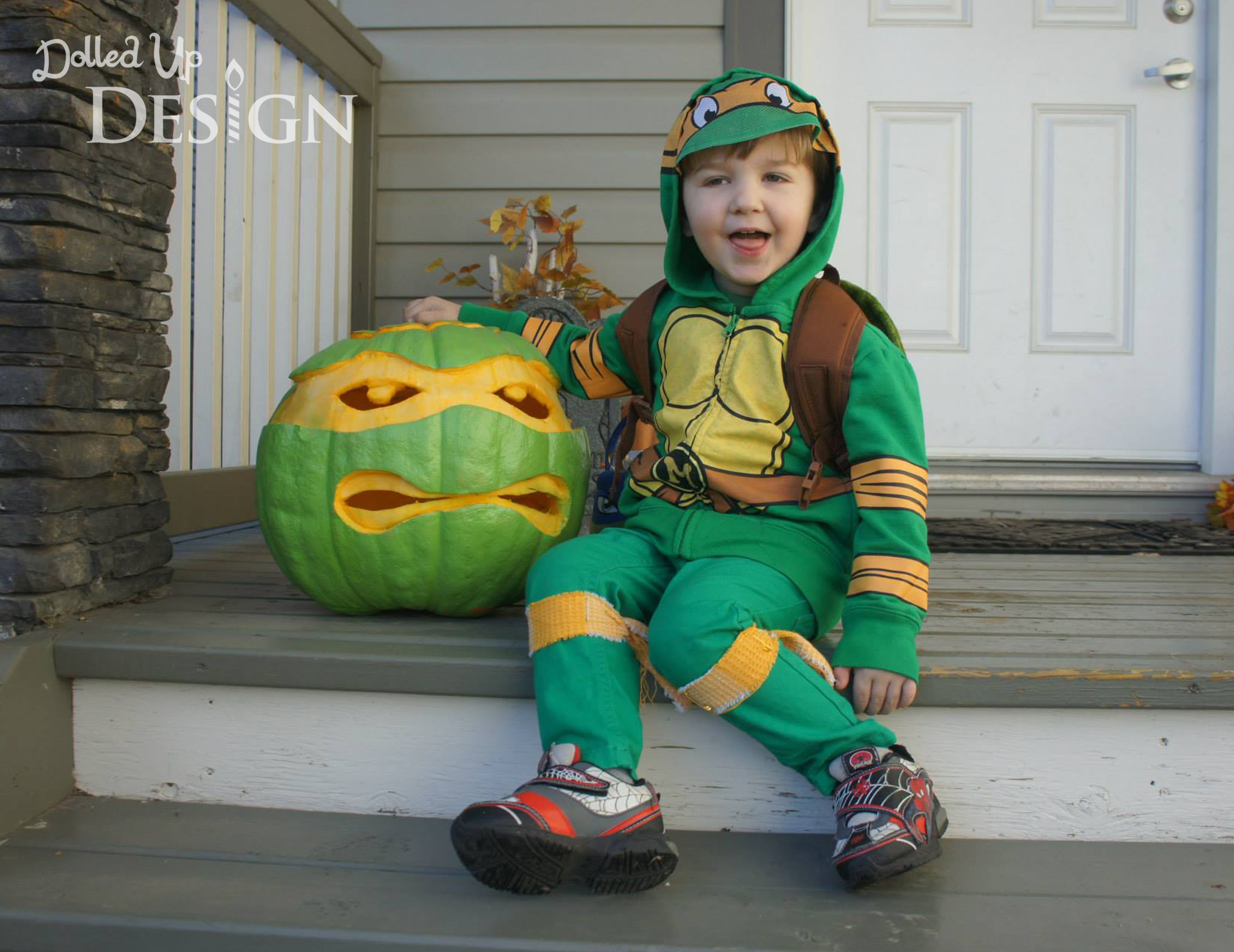Ninja turtle pumpkin â foam edition