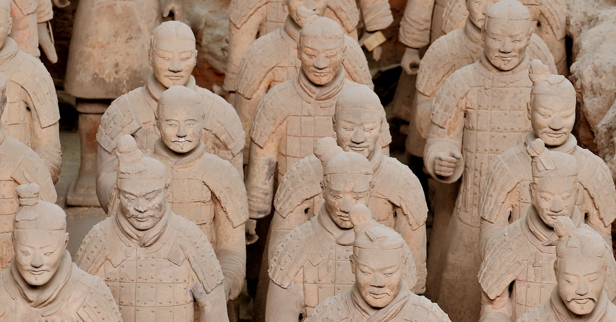 Terracotta army the history of chinas terracotta soldiers