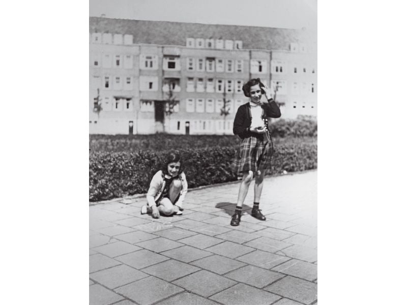 Anne franks childhood friend recalls their years before the holocaust history smithsonian magazine