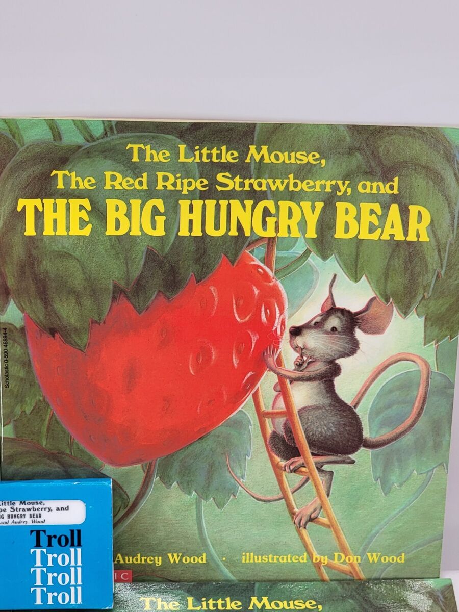 The little mouse the red ripe strawberry and the big hungry bear w cassette