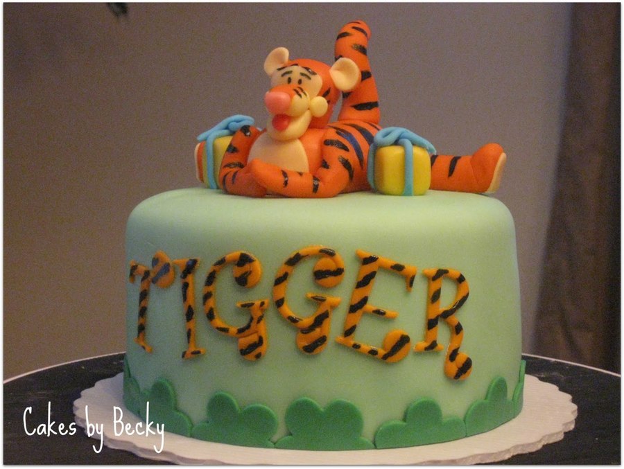 Tigger birthday cake