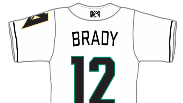 A minor league baseball team tried to recruit tom brady before the bucs news broke