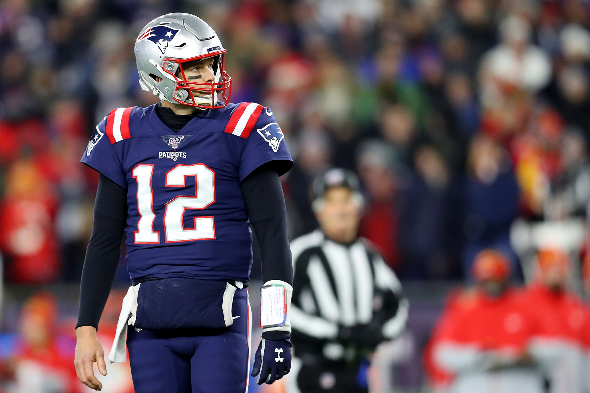 Tom brady patriots booed off home field by angry fans