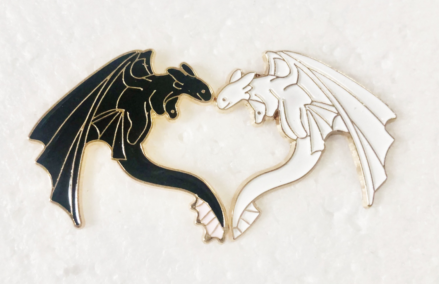 How to train your dragon toothless light fury metal enamel pins set of two new starbase atlanta