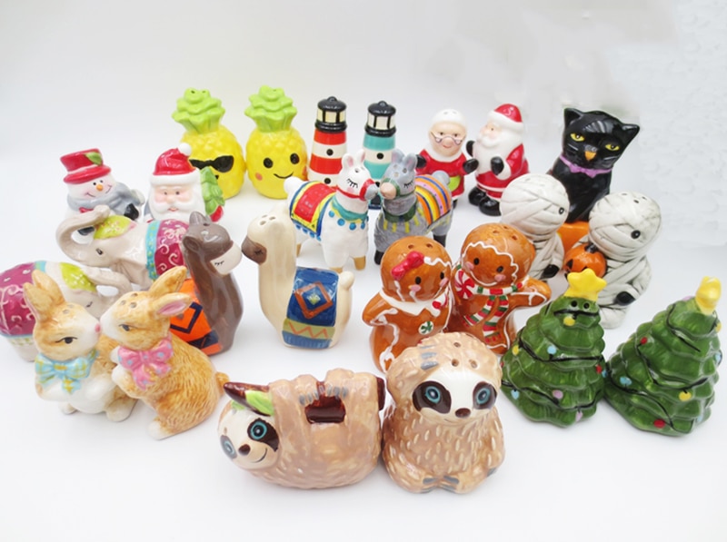 Pure hand painting ceramic salt and pepper shakers set santa claus bunny gingerbread man lighthouse halloween sp cat