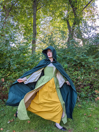 How to sew a cloak