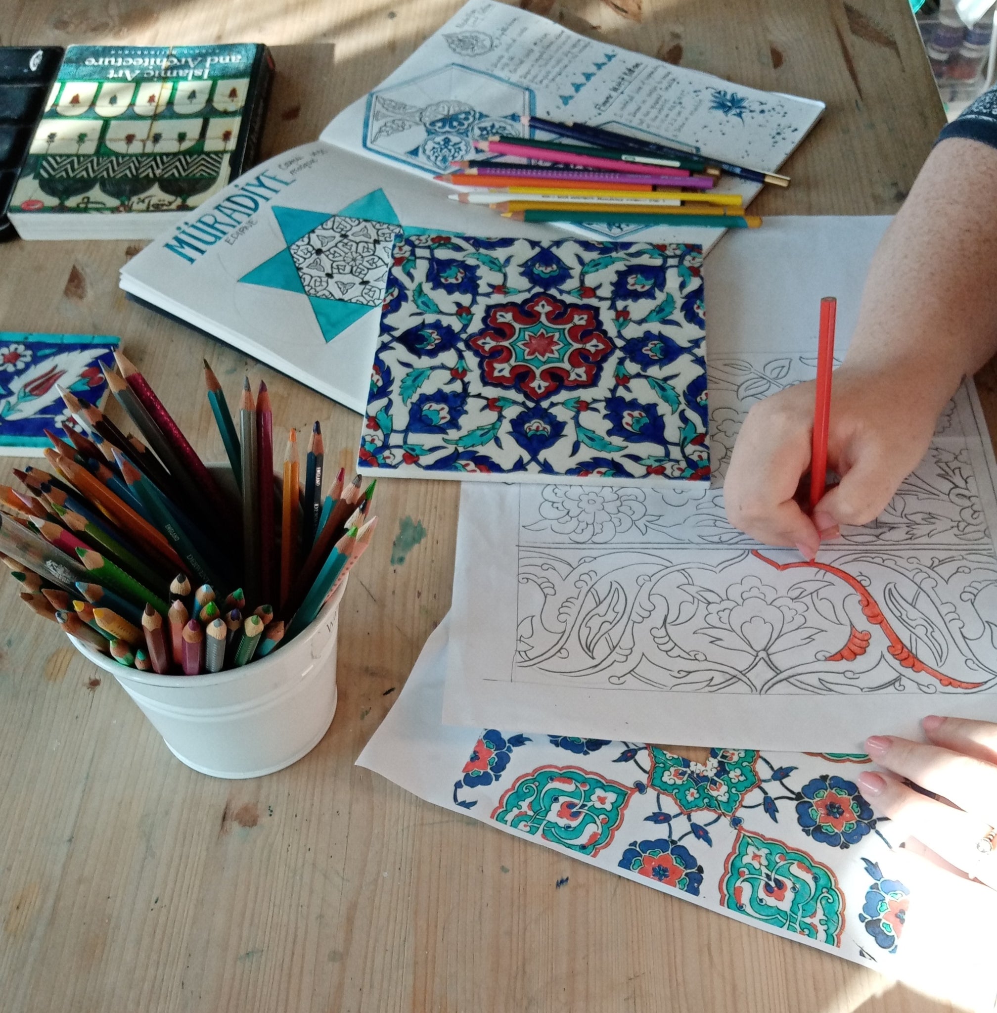 Turkish rumi patterns recorded â