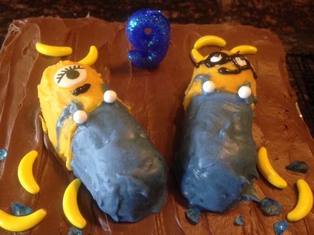 Minion twinkies eat as