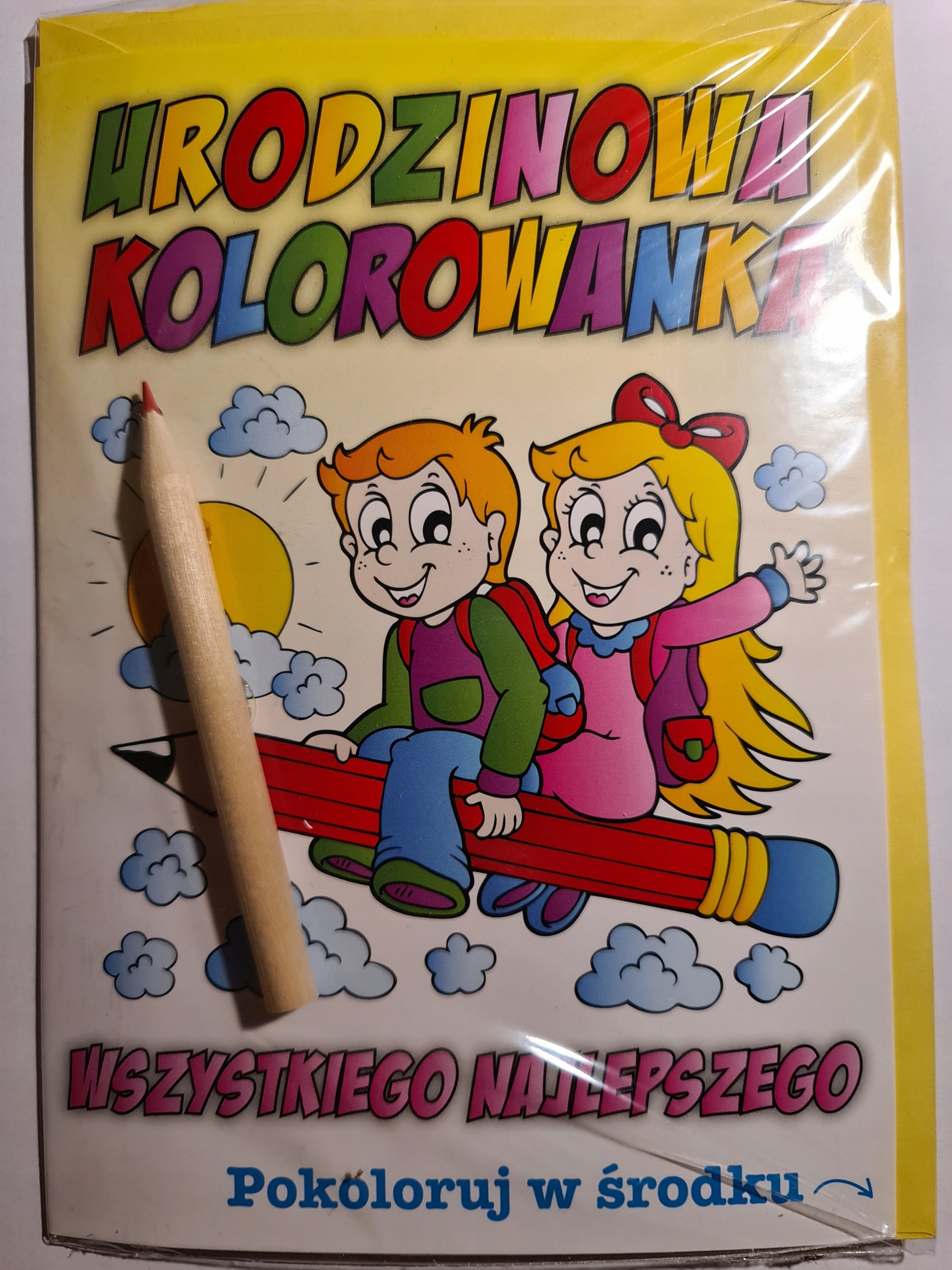 Kartki urodzinowe dziecka kolorowanka urodzinowa