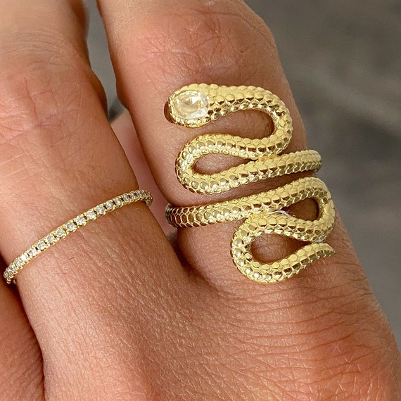 Anillo de serpiente serpiente de derivaciãn de oro sãlido de k con cabeza de diamante de