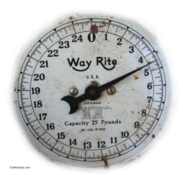 Diy vintage farmhouse kitchen scales â