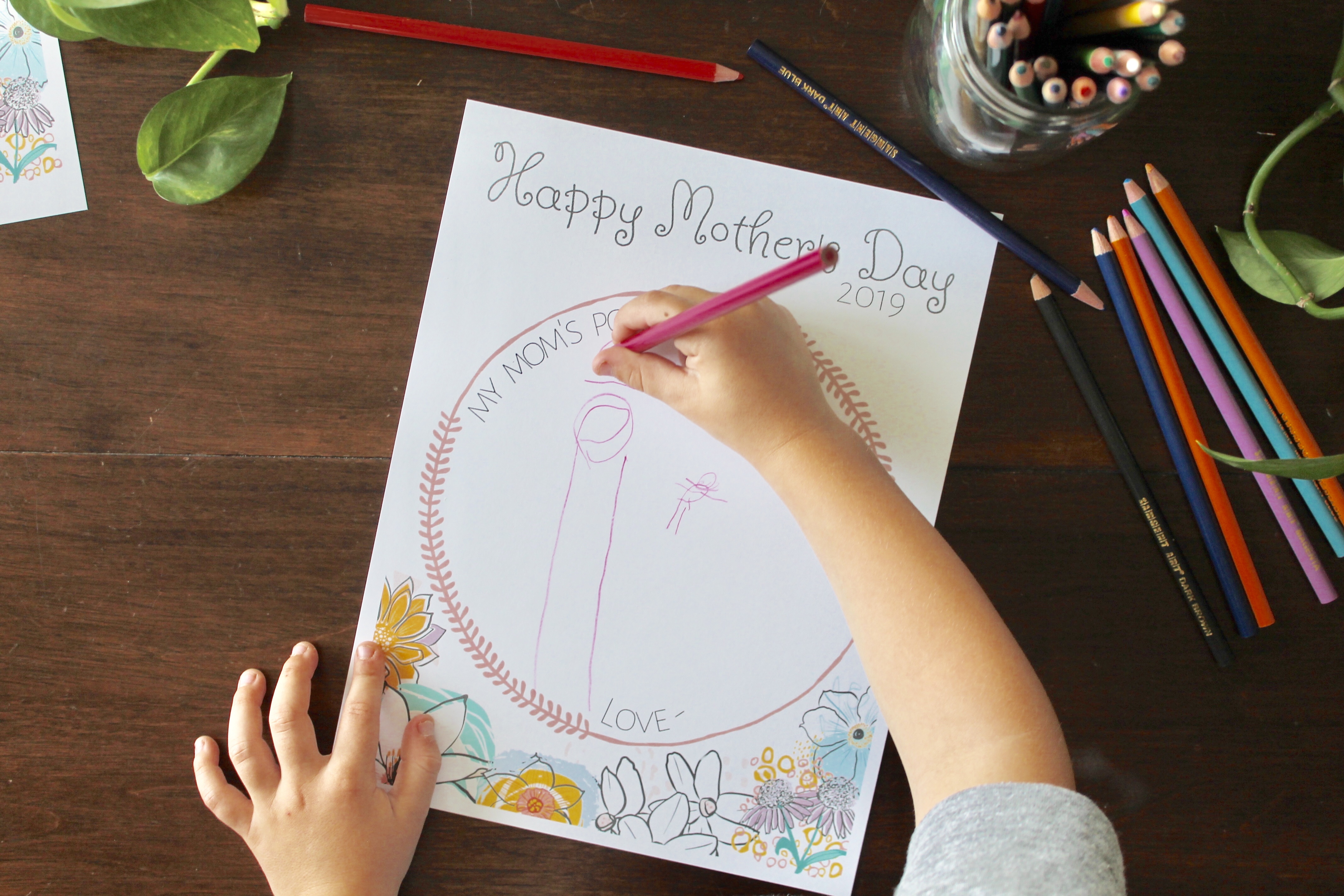 Free printable mothers day coloring page