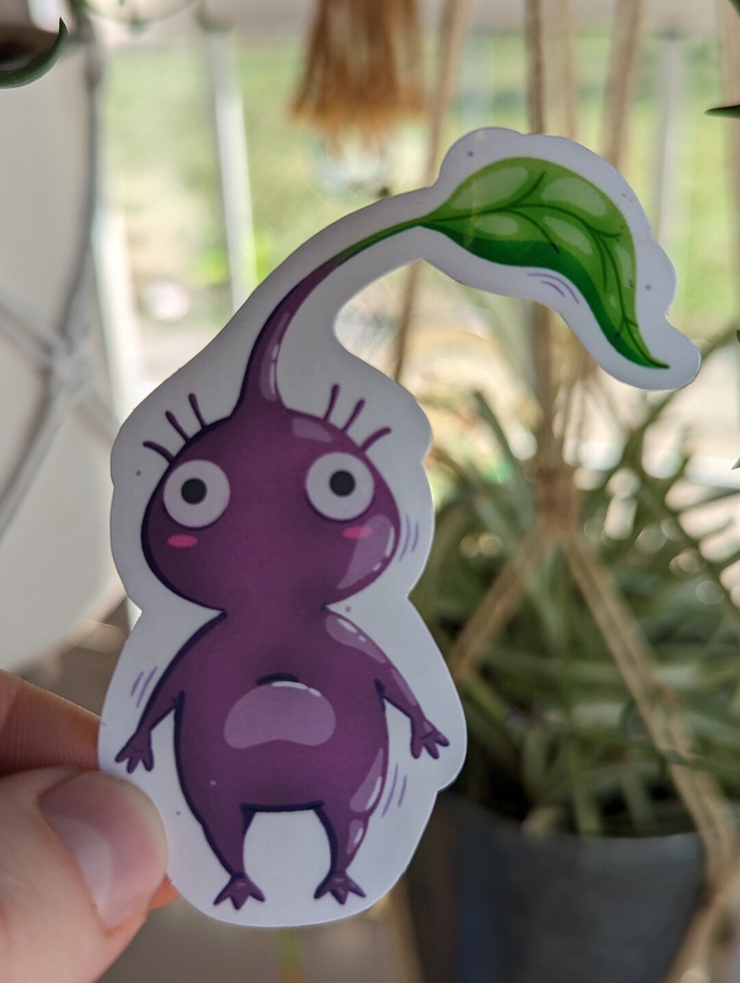 Purple pikmin vinyl sticker