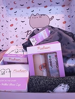 Pusheen box â officially licensed pusheen the cat mystery subscription box