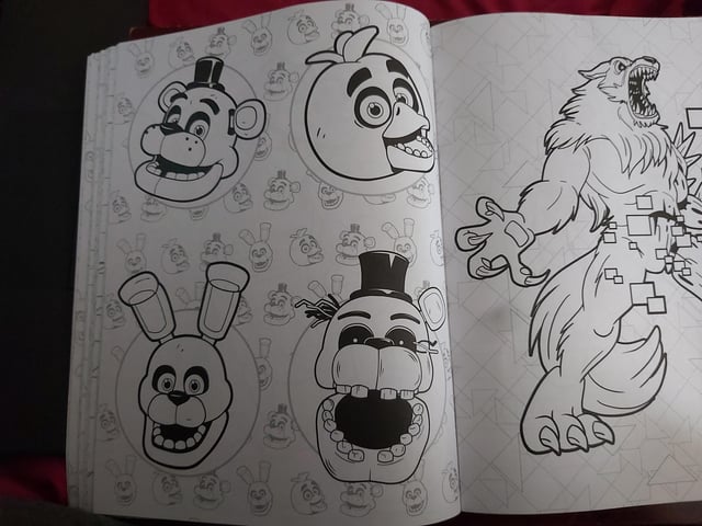 Going through the fnaf colouring book and noticed this foxy has barely any pages and they go and do this rfivenightsatfreddys